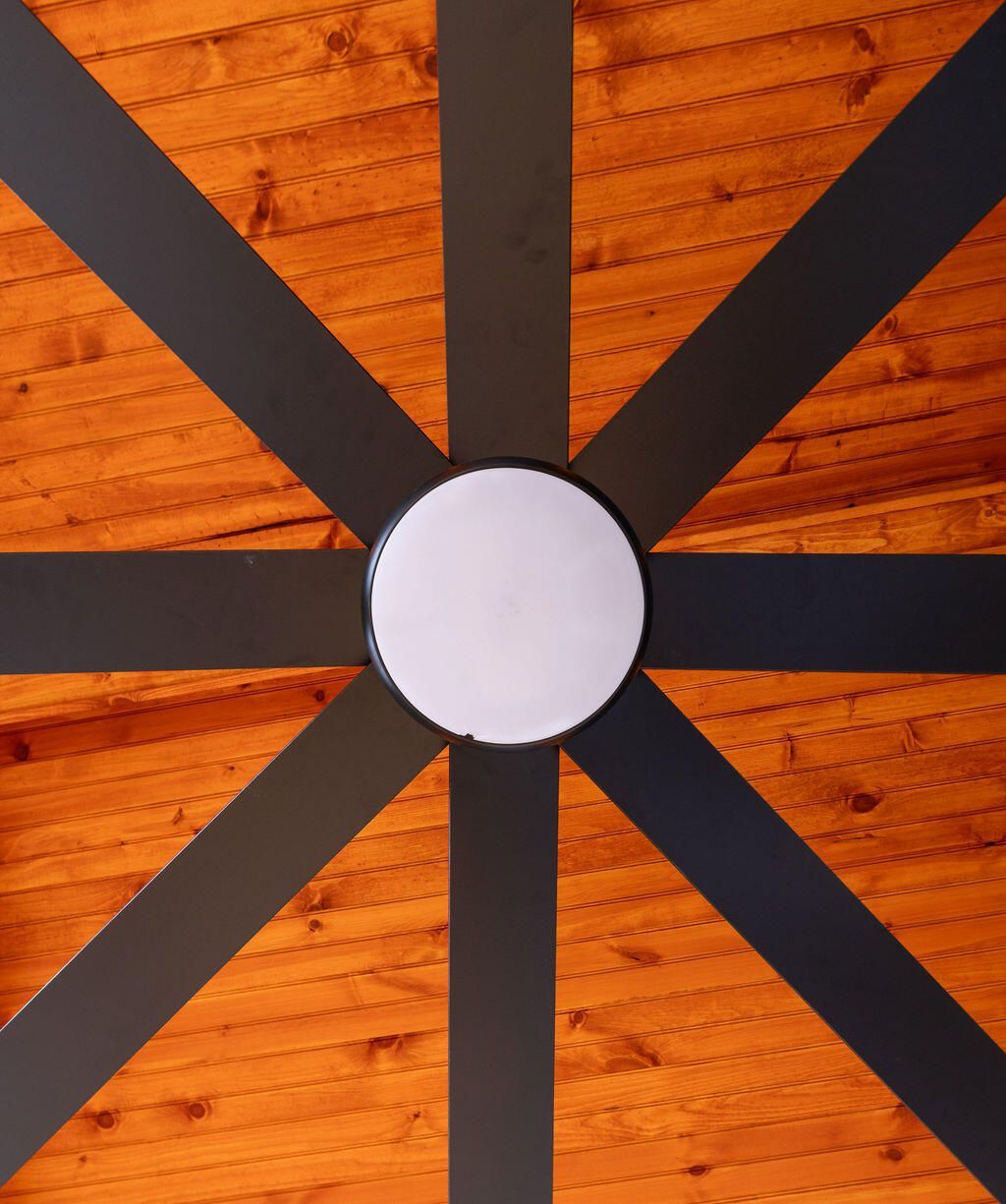 2405 Eagle Drive Photo 3