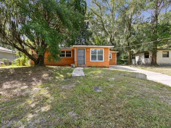 4638 SUFFOLK Avenue, Jacksonville, FL 32208