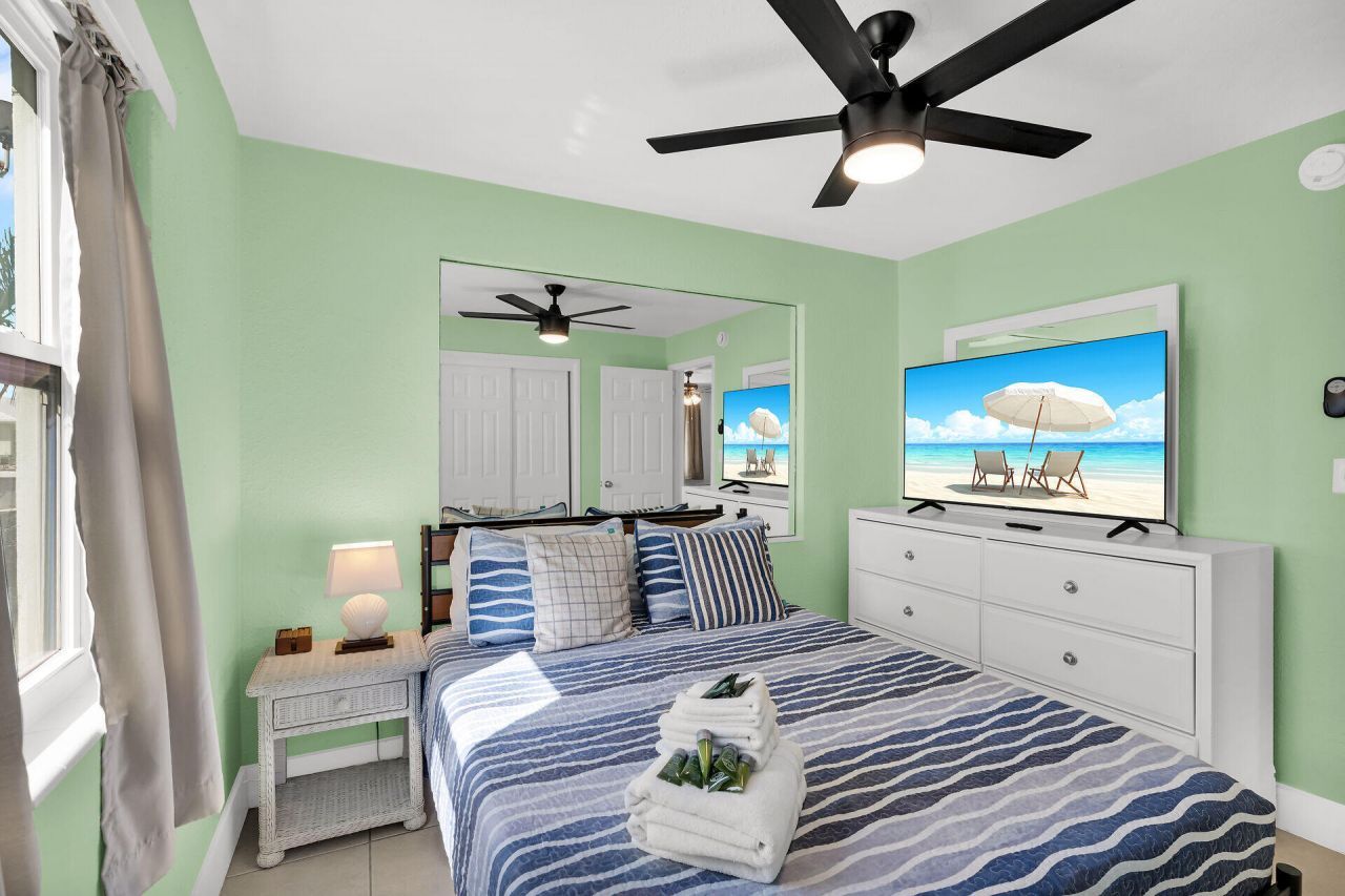 421 5th Street, Key Colony, FL 33051 Photo