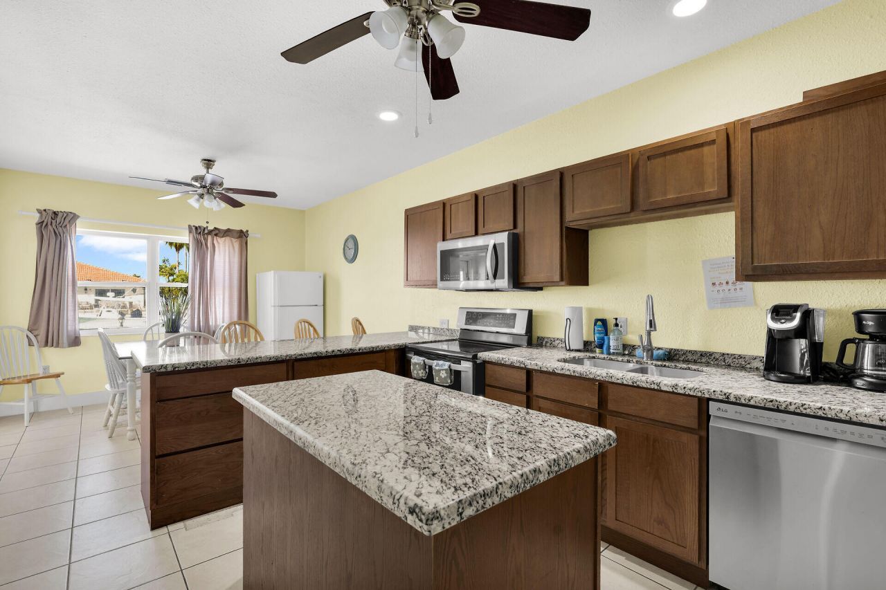 421 5th Street, Key Colony, FL 33051 Photo
