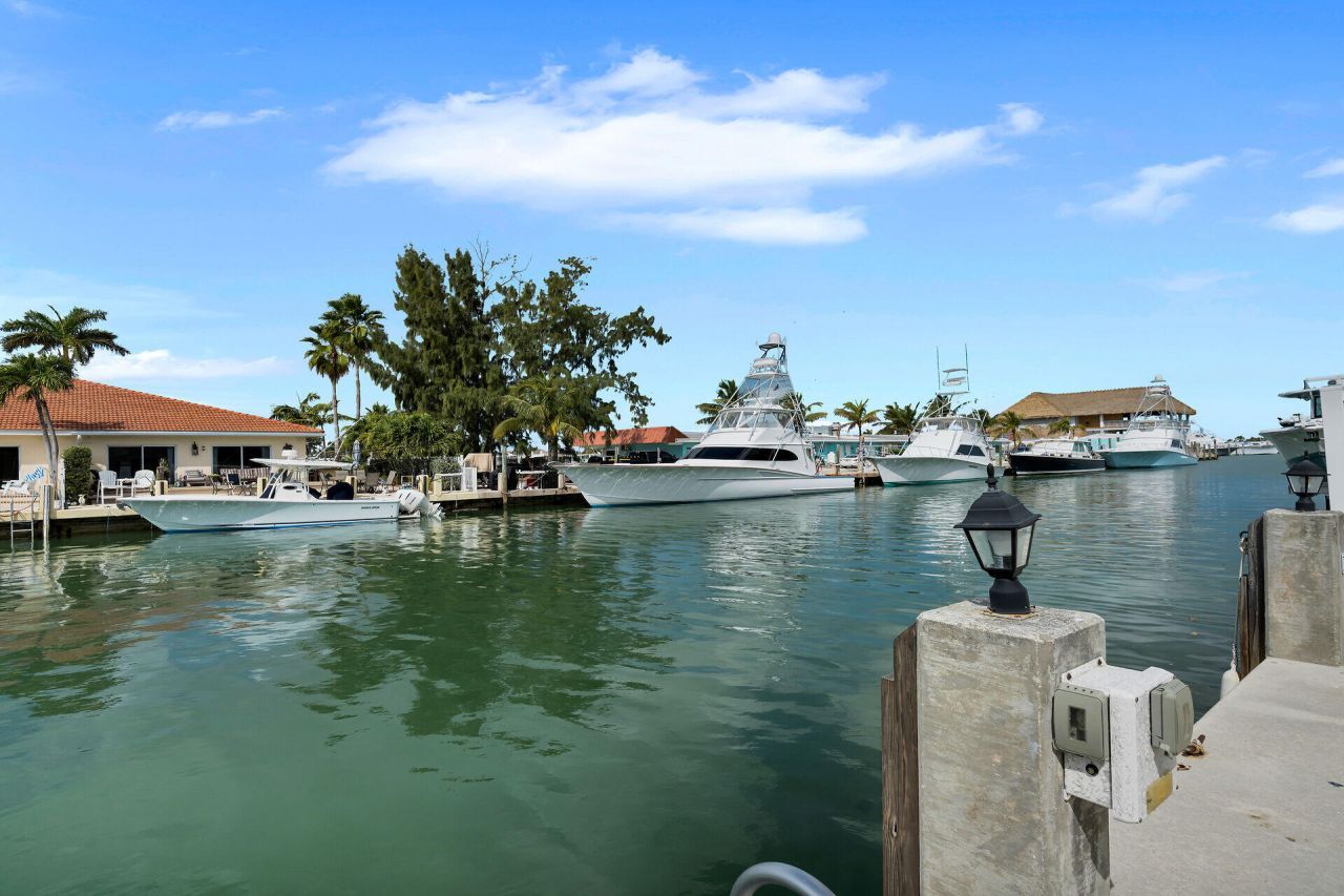 421 5th Street, Key Colony, FL 33051 Photo