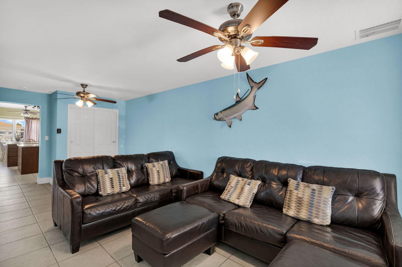 421 5th Street, Key Colony, FL 33051 Photo