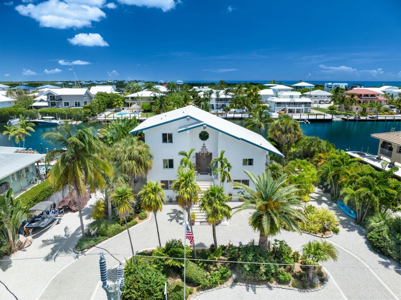 14 Avenue F, Marathon, FL 33050 Photo