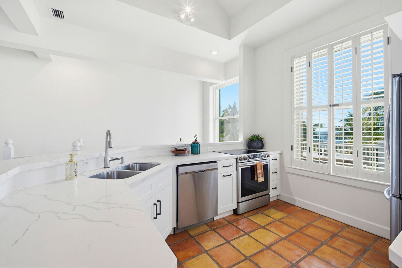 401 Emma Street, Unit APT H, Key West, FL 33040 Photo