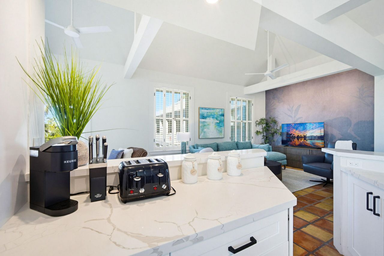 401 Emma Street, Unit APT H, Key West, FL 33040 Photo