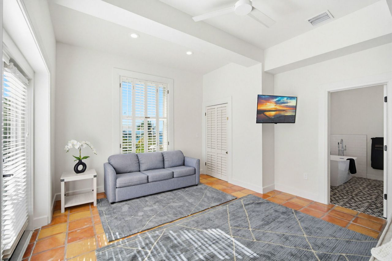 401 Emma Street, Unit APT H, Key West, FL 33040 Photo