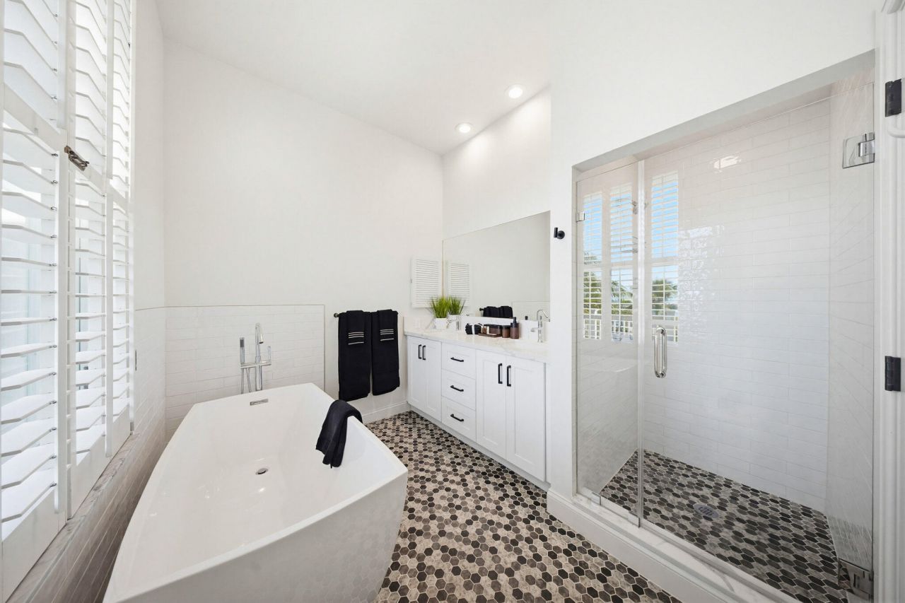 401 Emma Street, Unit APT H, Key West, FL 33040 Photo