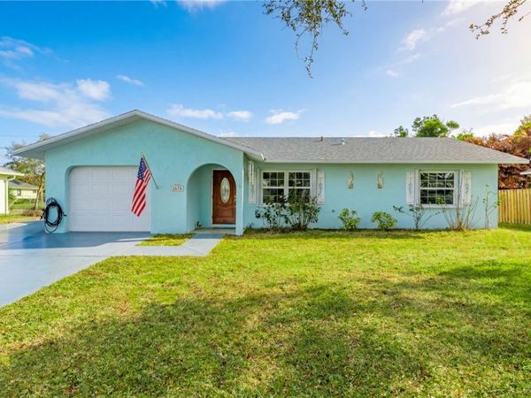 2035 13th Avenue SW, Vero Beach, FL 32962