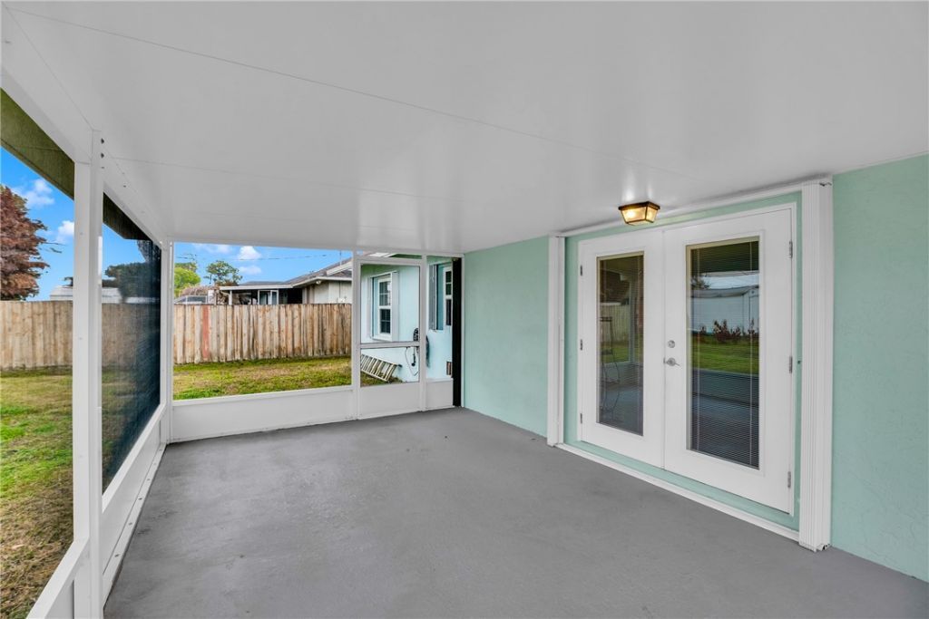 2035 13th Avenue Sw, Vero Beach, FL 32962 Photo