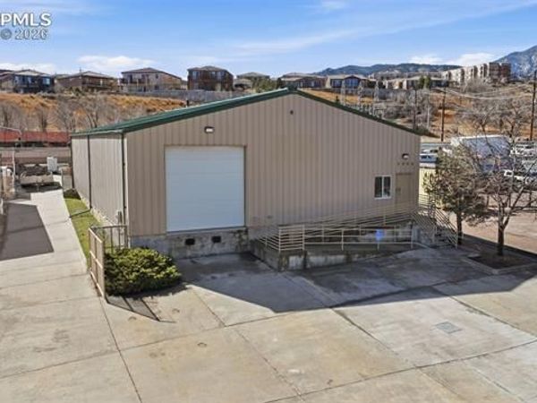 2295 Spectra Drive, Colorado Springs, CO 80904