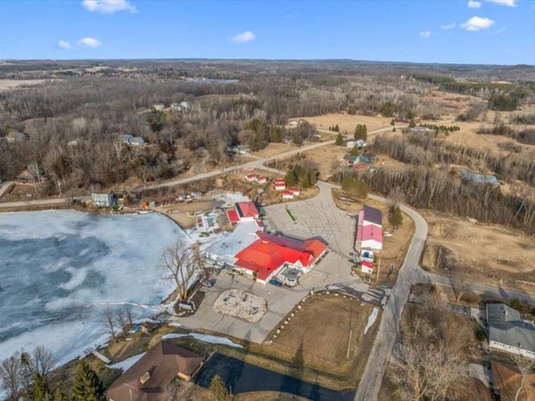 921 W Kettle Moraine LANE, Campbellsport, WI 53010