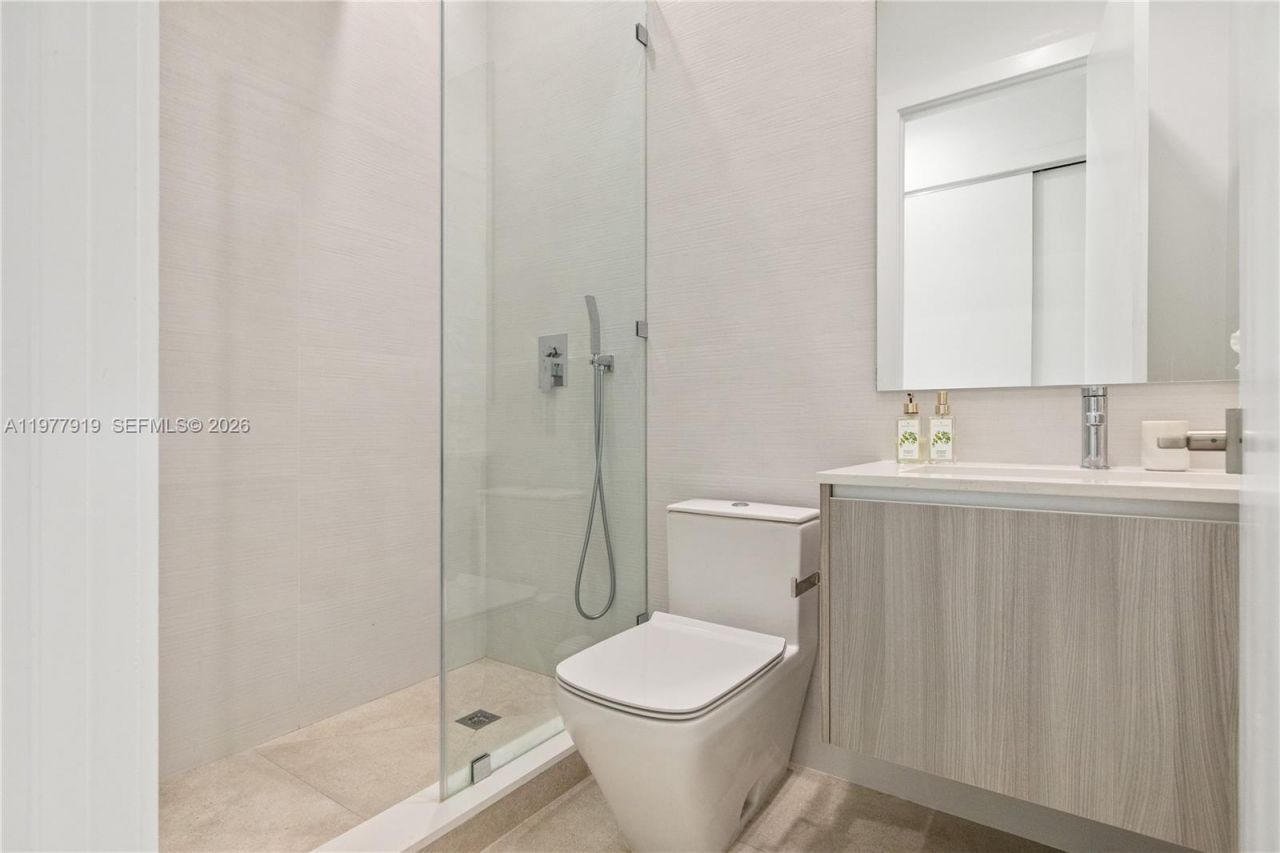 2225 SW 18th Ave , Miami, FL 33145 Photo