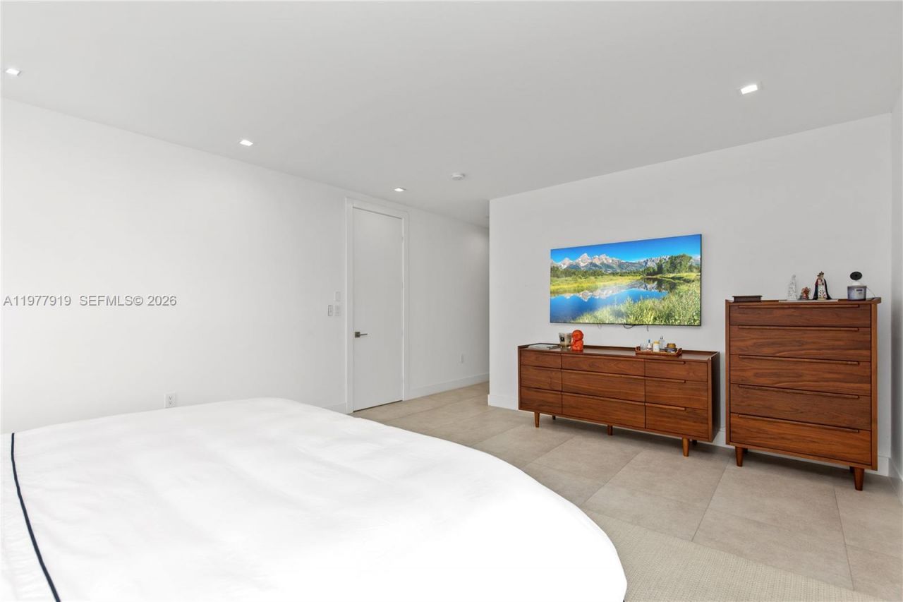 2225 SW 18th Ave , Miami, FL 33145 Photo