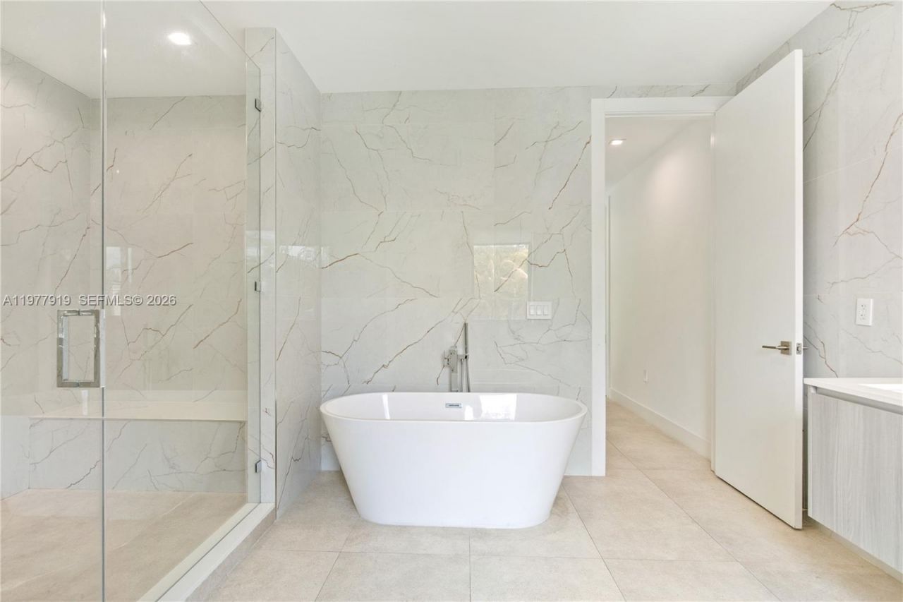 2225 SW 18th Ave , Miami, FL 33145 Photo