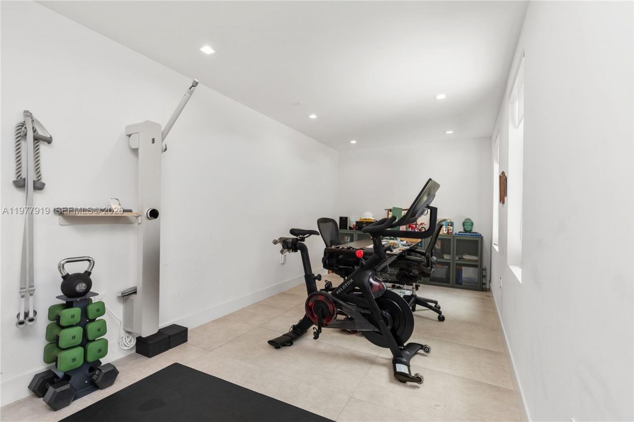 2225 SW 18th Ave , Miami, FL 33145 Photo