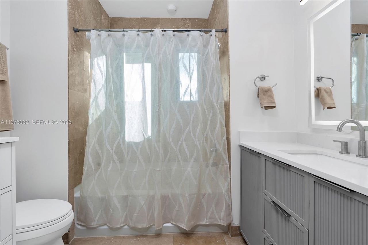 9066 SW 73rd Ct, Unit PH2402, Miami, FL 33156 Photo