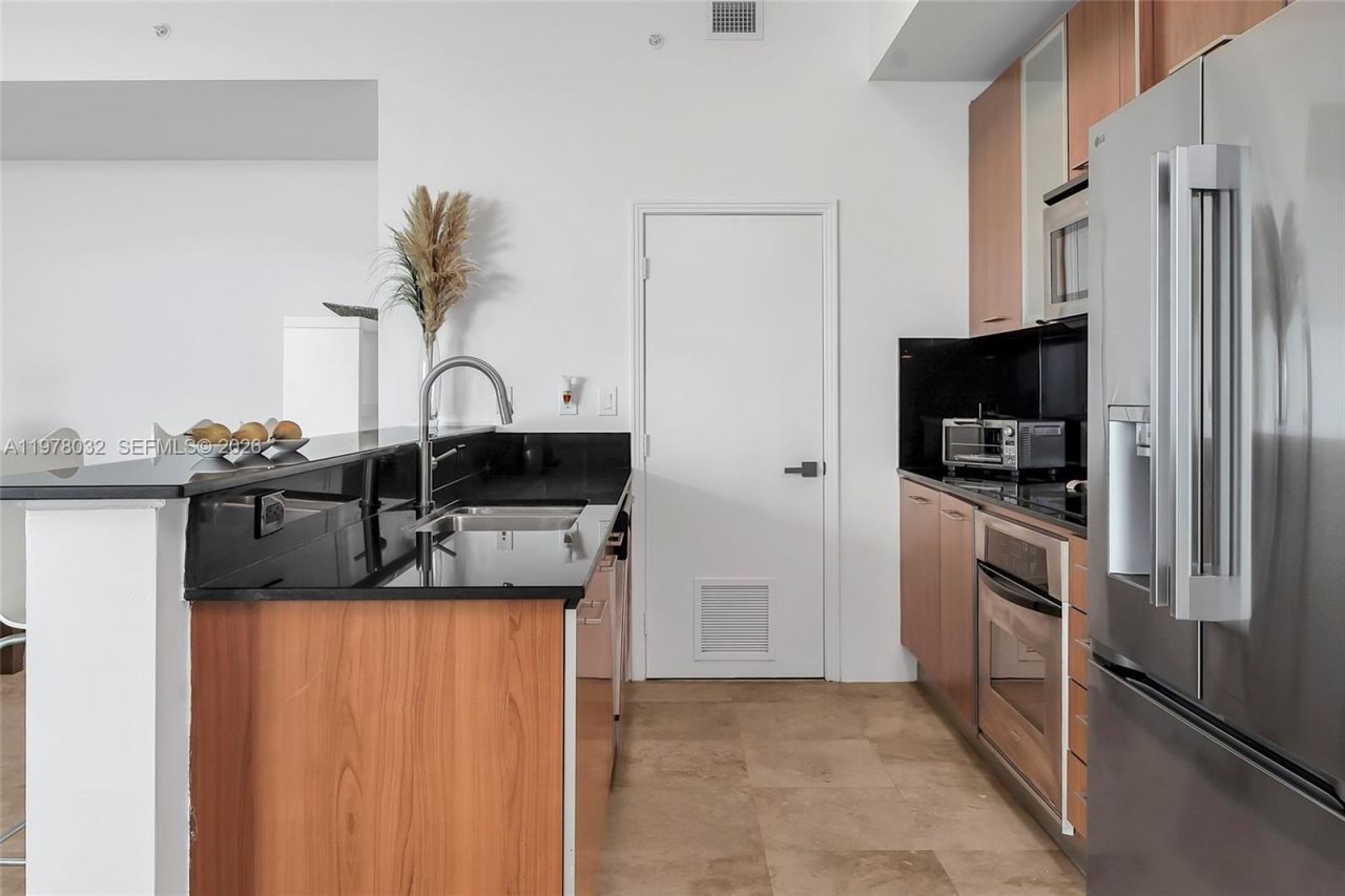 9066 SW 73rd Ct, Unit PH2402, Miami, FL 33156 Photo