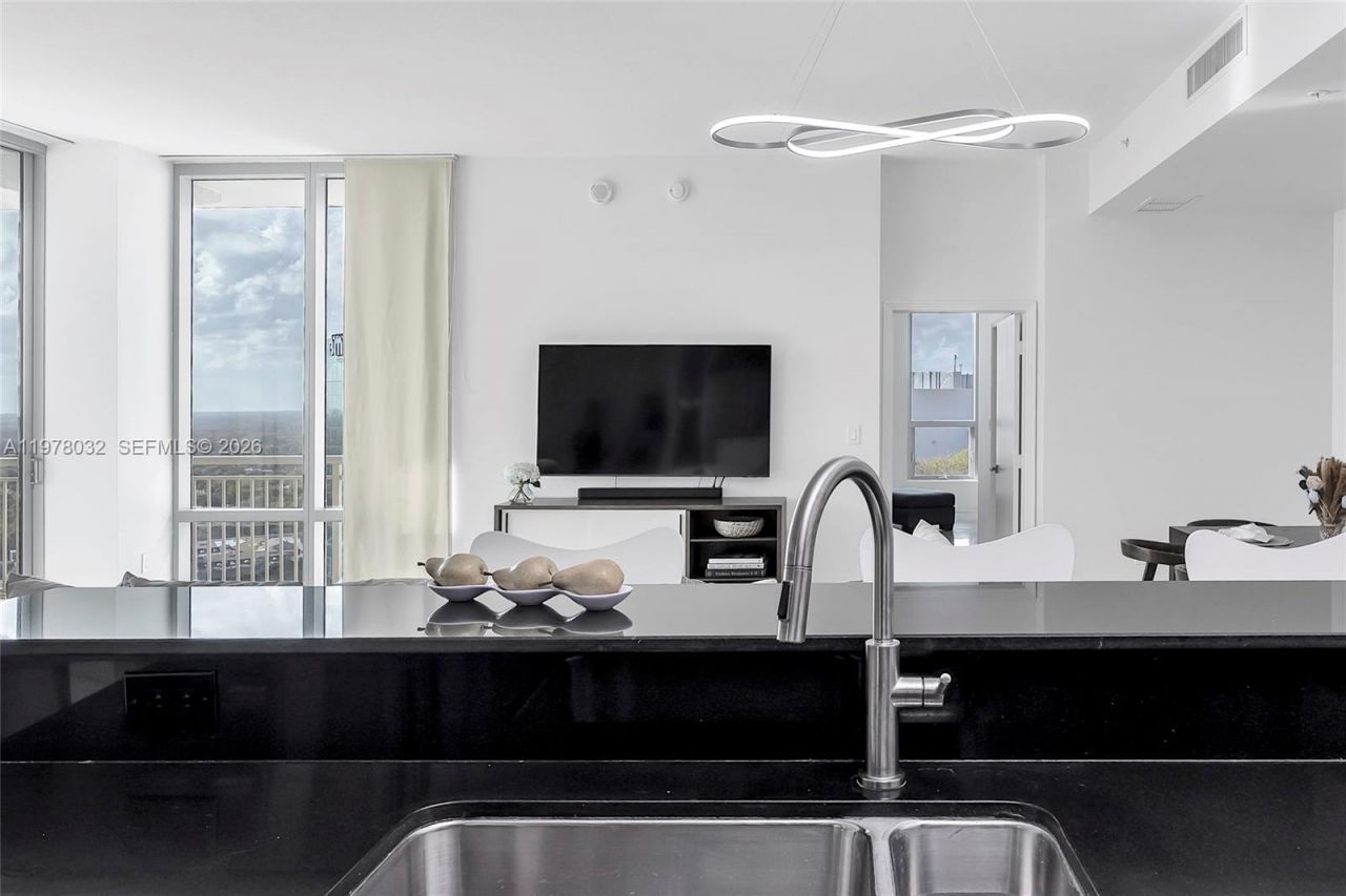 9066 SW 73rd Ct, Unit PH2402, Miami, FL 33156 Photo