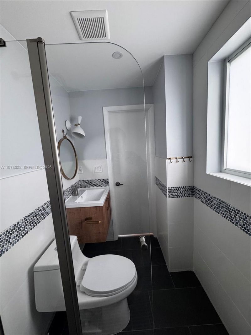 2855 Royal Palm Ave, Unit 6, Miami Beach, FL 33140 Photo