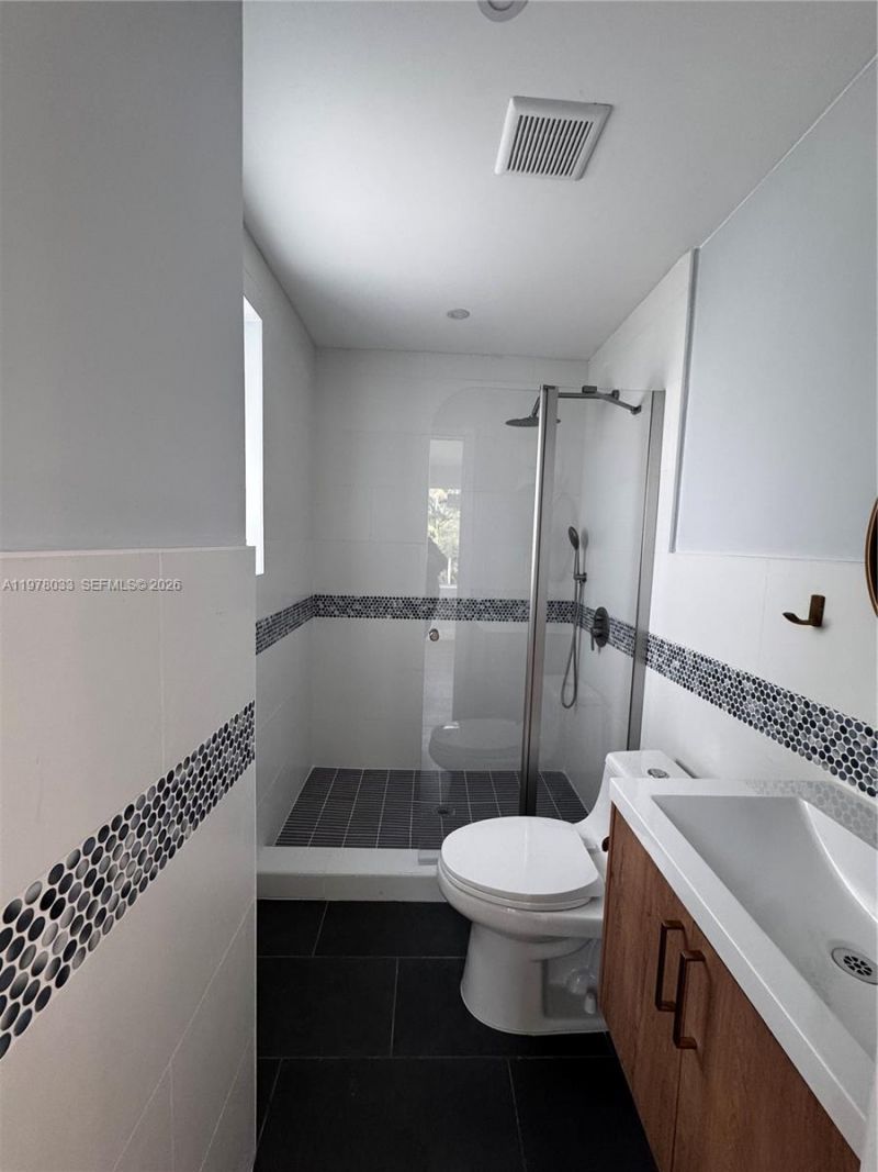 2855 Royal Palm Ave, Unit 6, Miami Beach, FL 33140 Photo