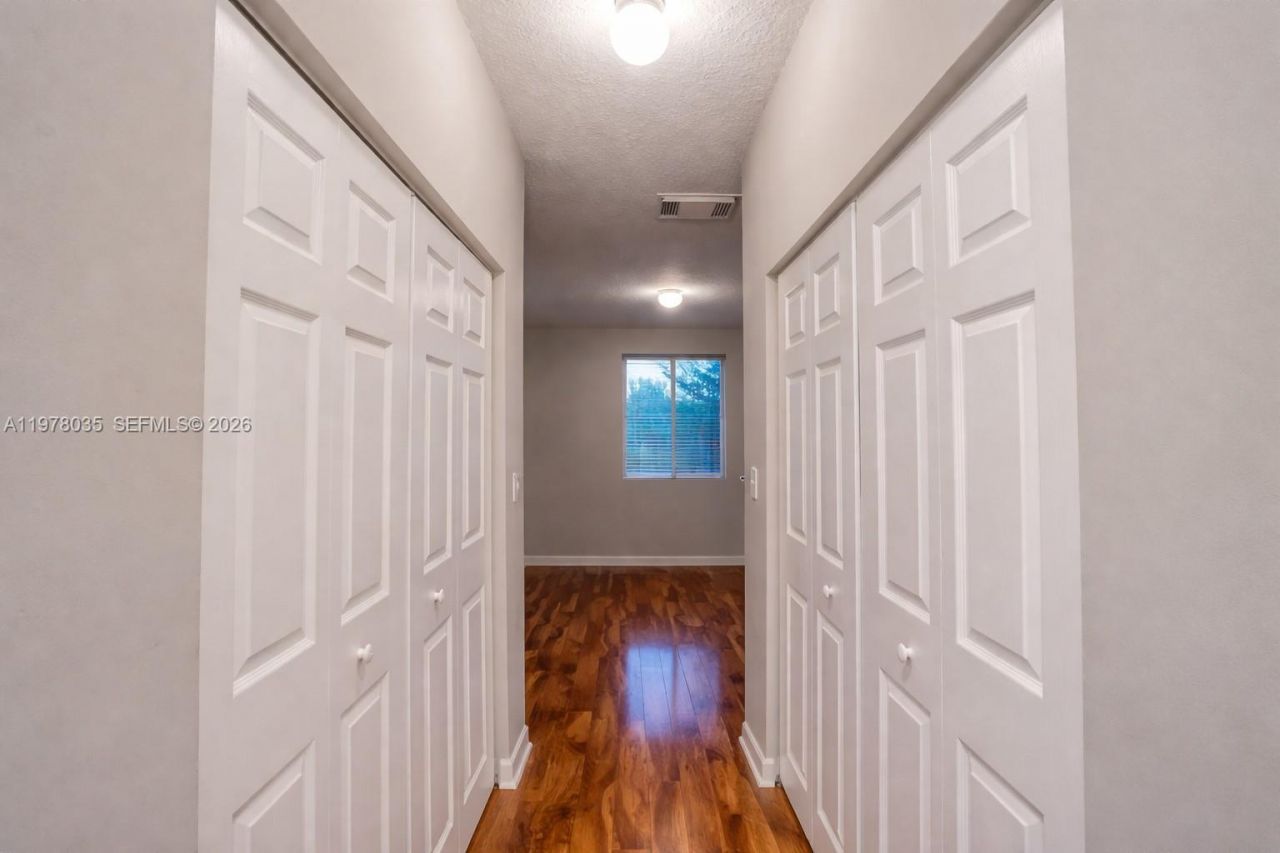 11243 SW 230th Ter , Miami, FL 33170 Photo