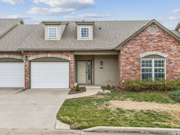 5011 W Birmingham Place, Broken Arrow, OK 74011