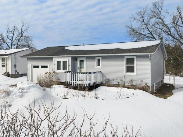 204 Winfield Avenue, Petoskey, MI 49770