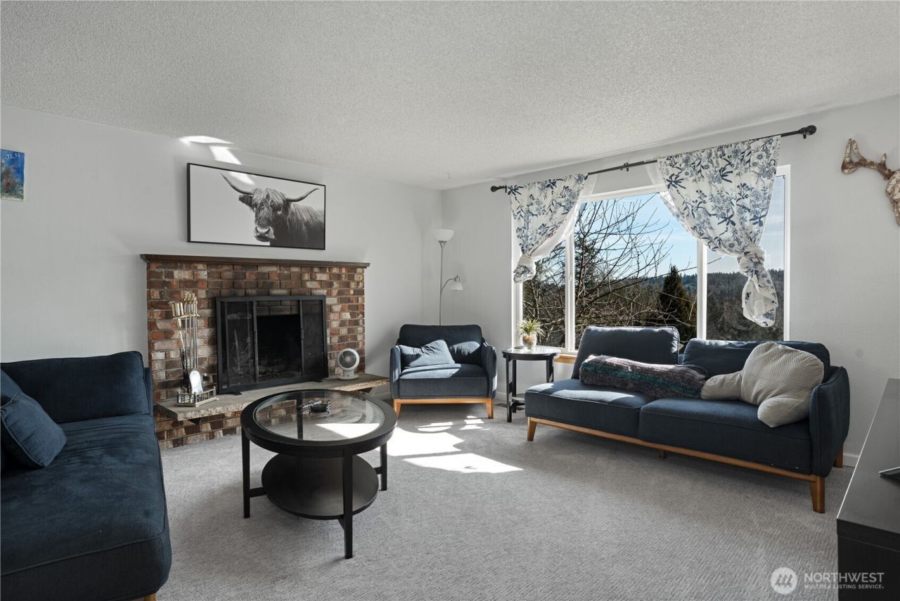 4661 SE Basswood Lane , Port Orchard, WA 98366