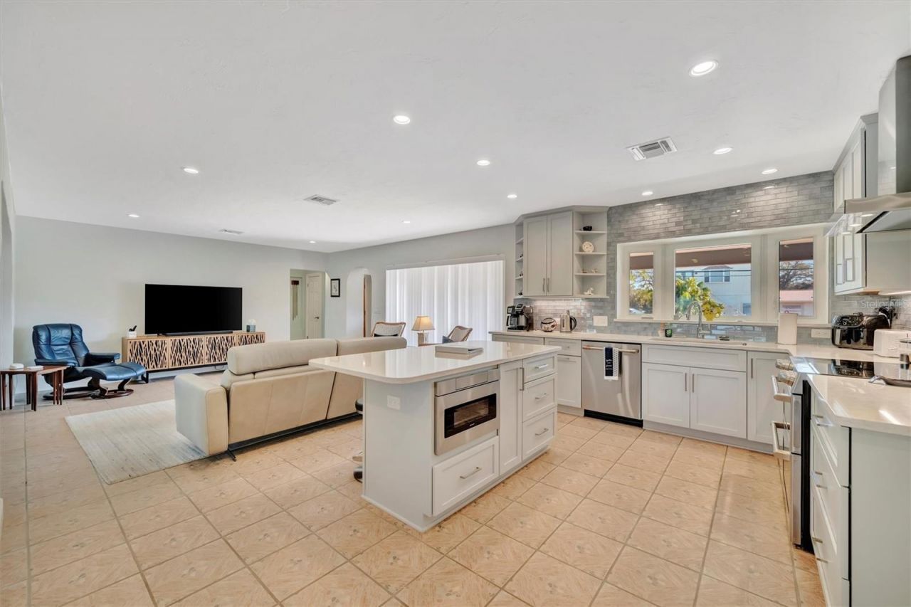 5403 Palmetto Point Drive , Palmetto, FL 34221 Photo