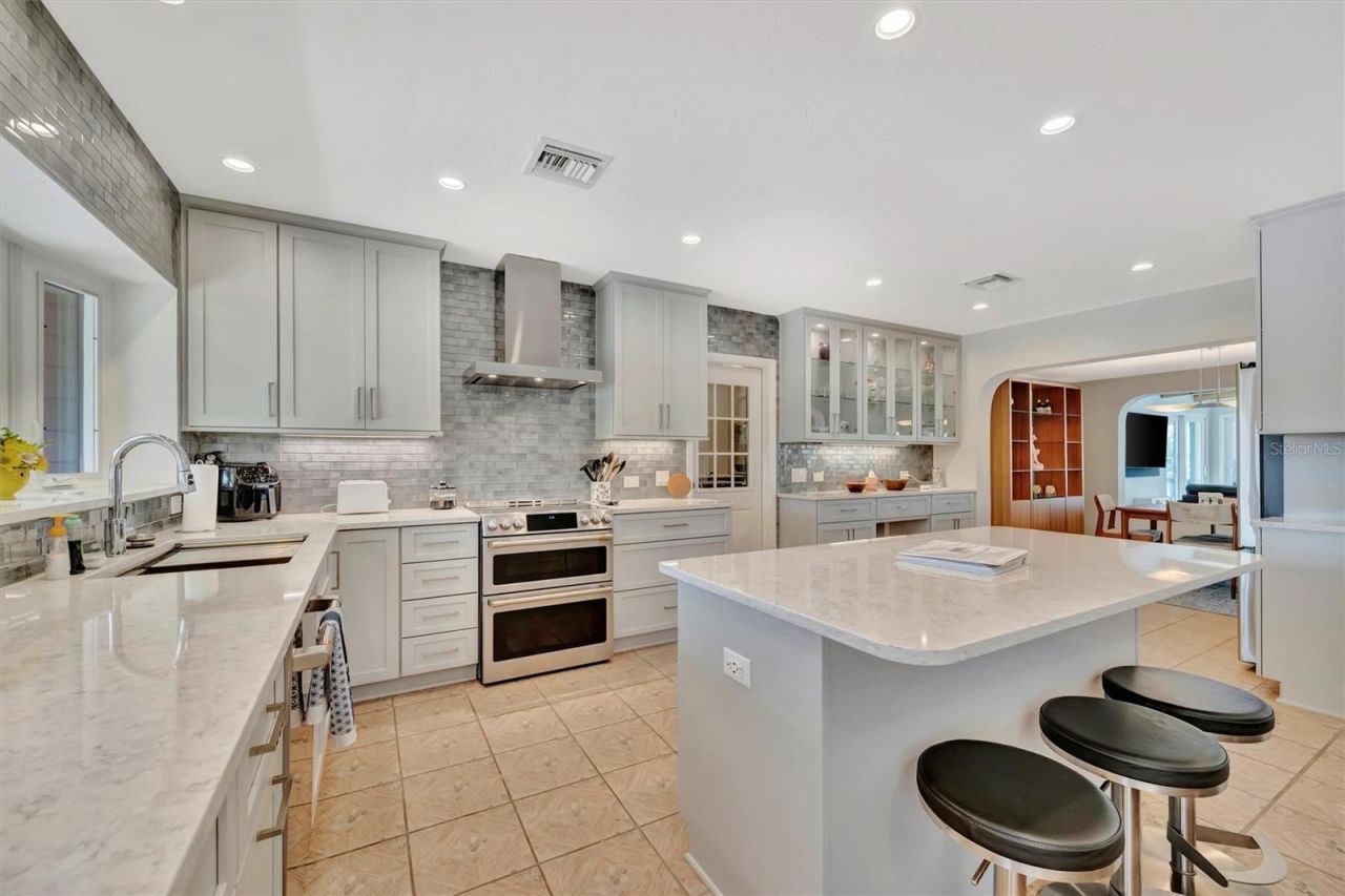 5403 Palmetto Point Drive , Palmetto, FL 34221 Photo