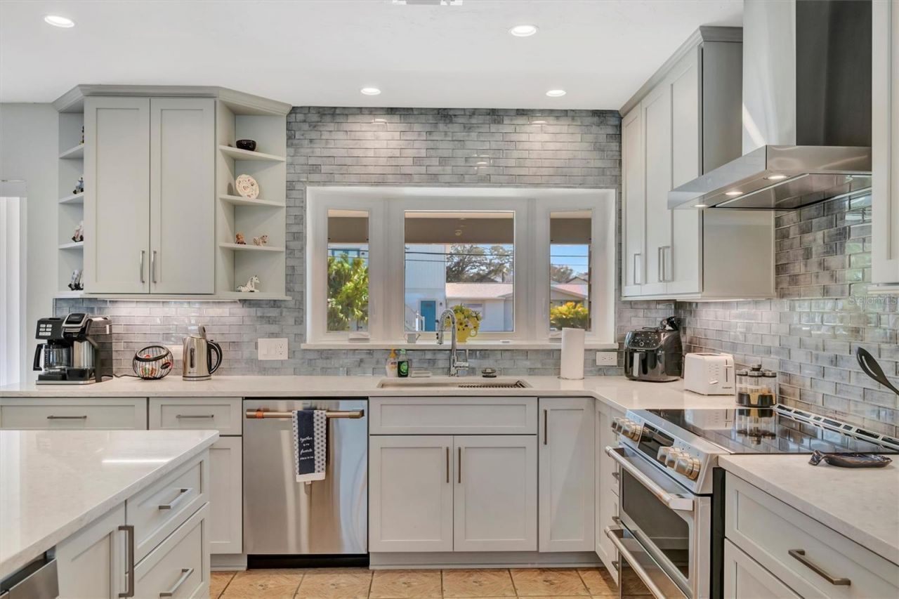 5403 Palmetto Point Drive , Palmetto, FL 34221 Photo