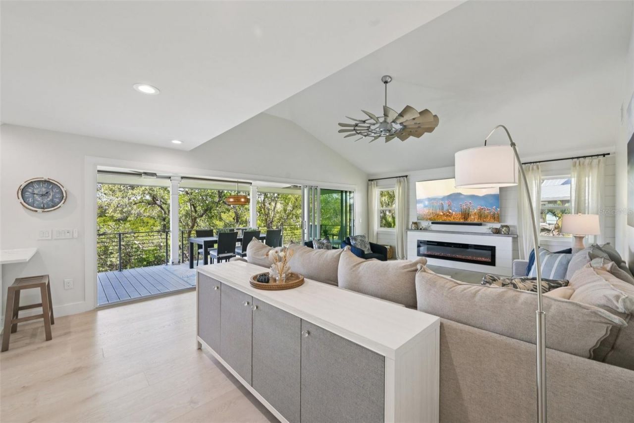 316 Hammock Circle, Anna Maria, FL 34216 Photo