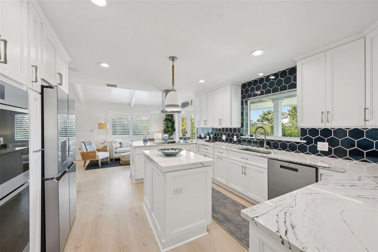 316 Hammock Circle, Anna Maria, FL 34216 Photo