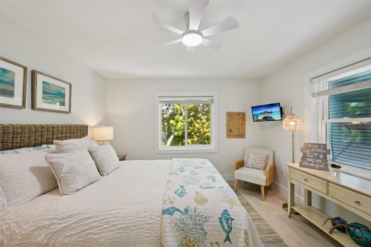 316 Hammock Circle, Anna Maria, FL 34216 Photo