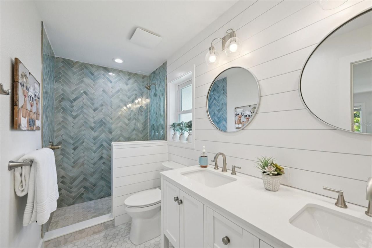 316 Hammock Circle, Anna Maria, FL 34216 Photo