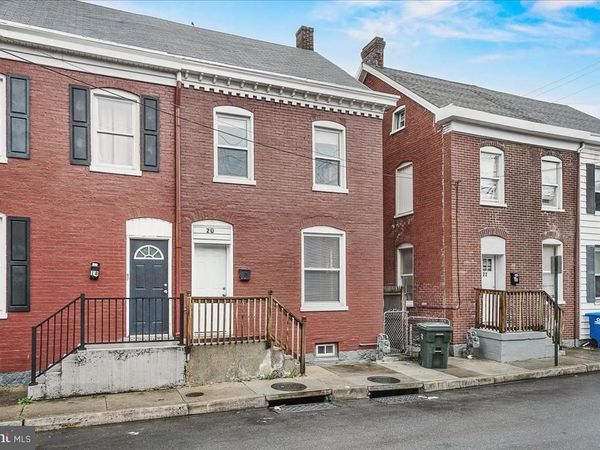 20 S LOCUST STREET S, HAGERSTOWN, MD 21740