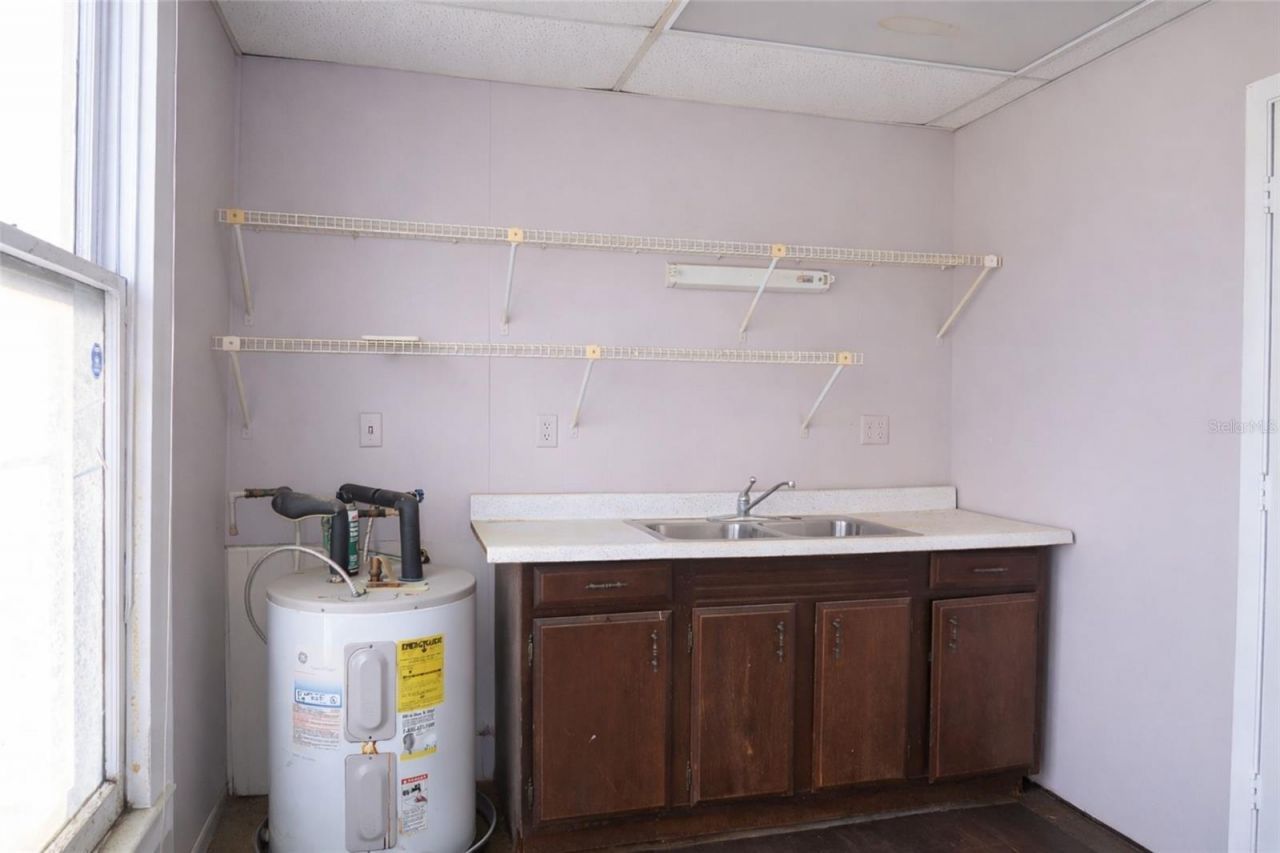 528 12th Street W, Bradenton, FL 34205 Photo