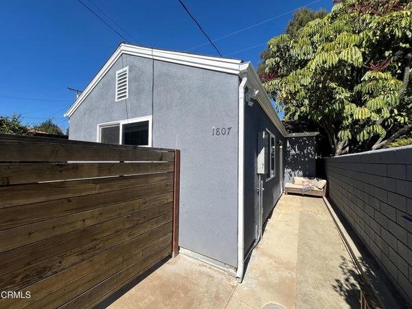 1807 Meadowbrook Road , Altadena, CA 91001