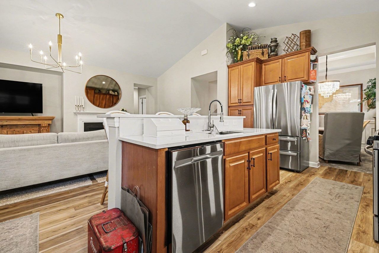 1560 Legacy Loop Photo 19