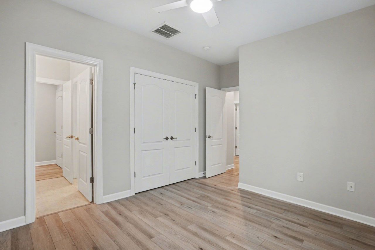 1560 Legacy Loop Photo 30