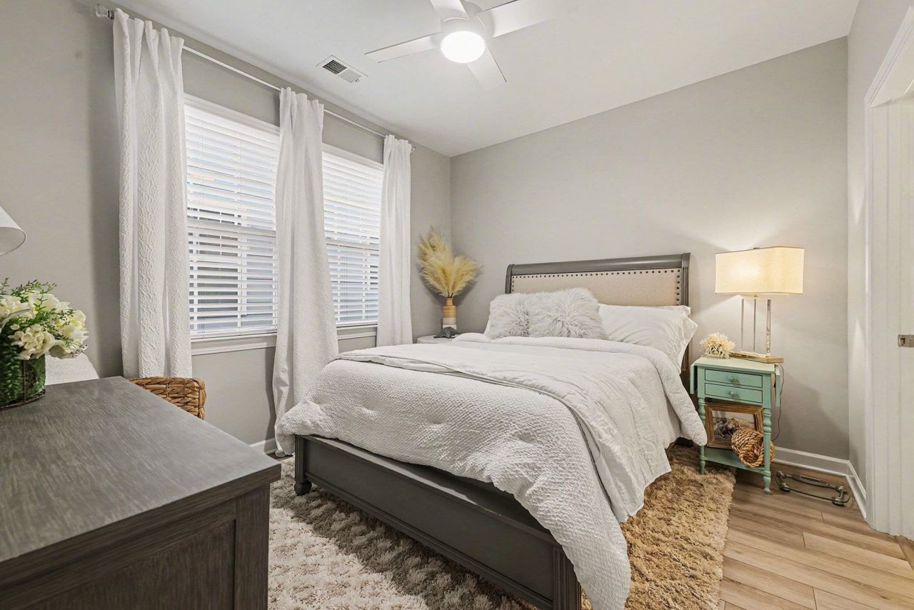 1560 Legacy Loop Photo 35