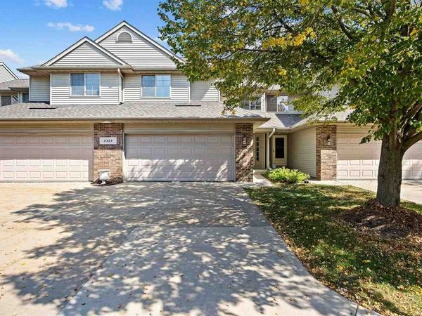 2325 Mulberry Street, Unit 4, Coralville, IA 52241