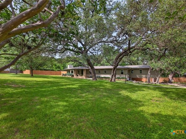 664 California Boulevard, New Braunfels, TX 78130