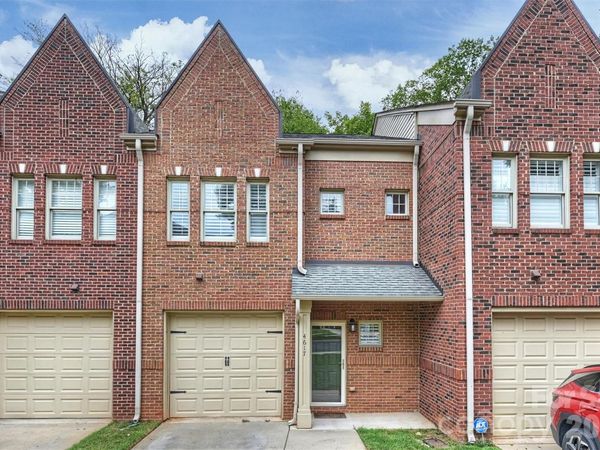 4617 Dabney Vigor Drive , Charlotte, NC 28209