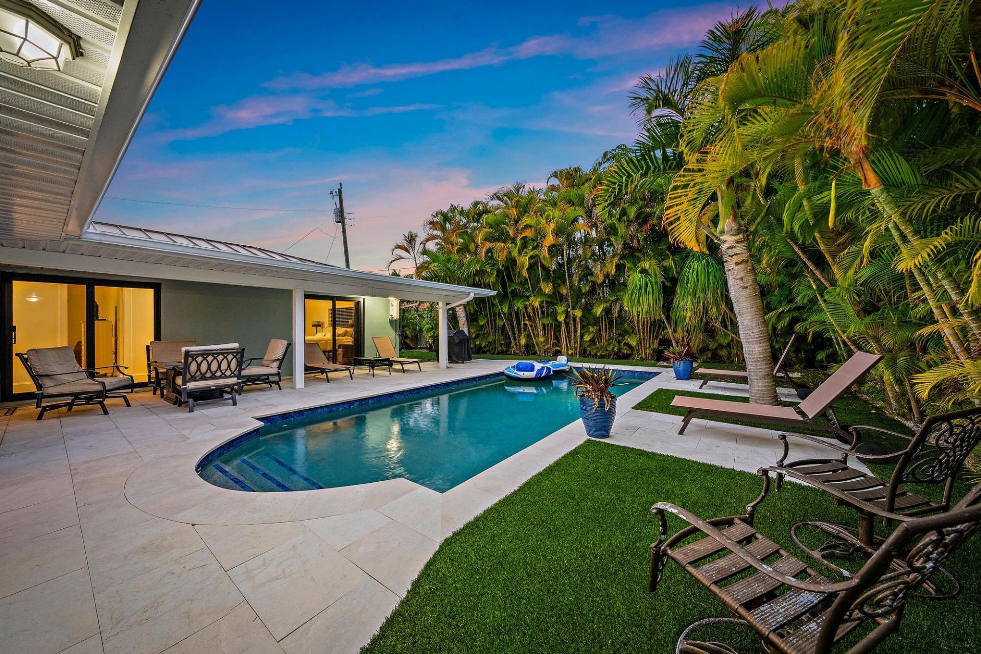 1120 Singer Drive, Riviera Beach, FL 33404 Photo