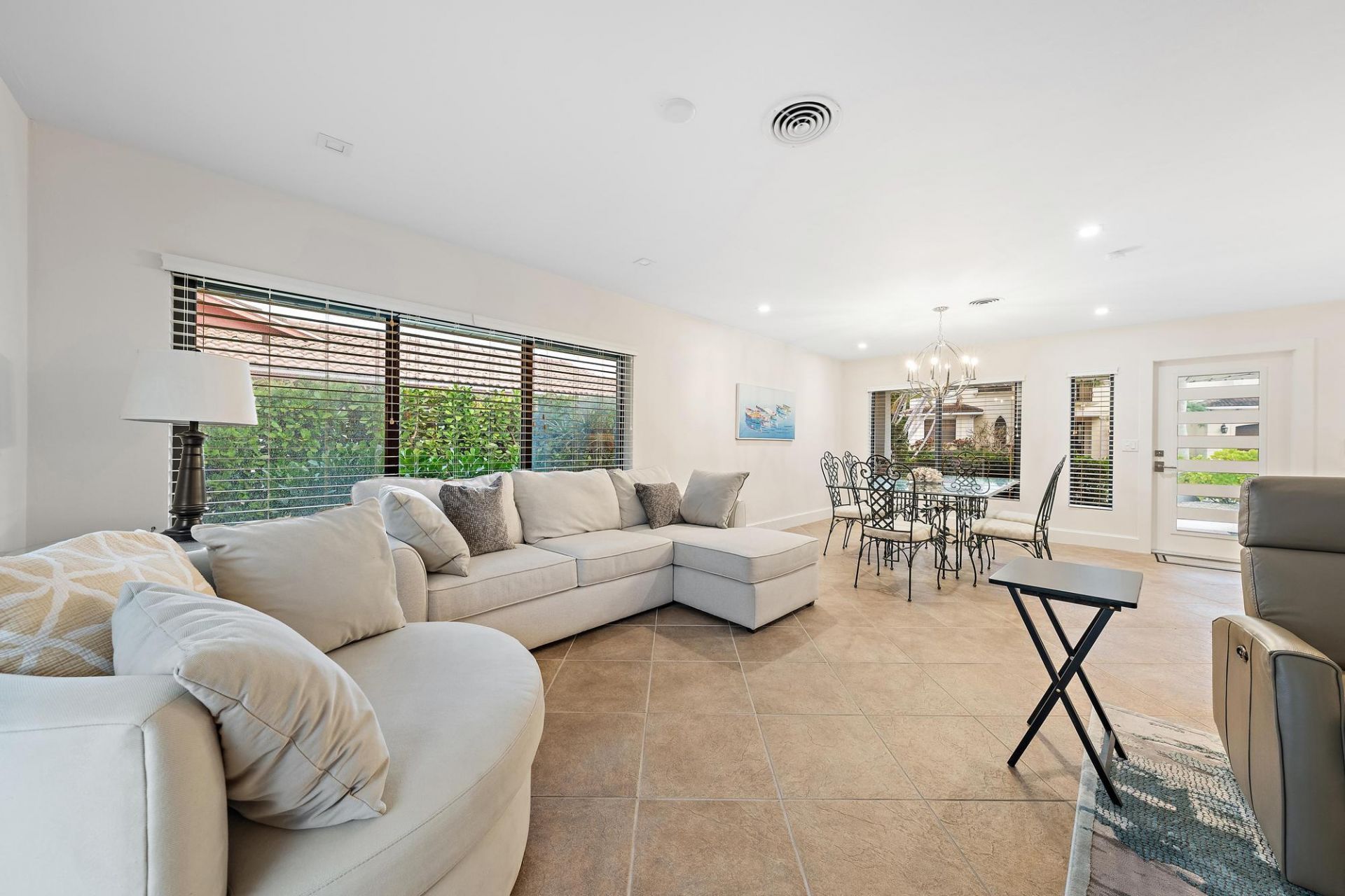 1120 Singer Drive, Riviera Beach, FL 33404 Photo