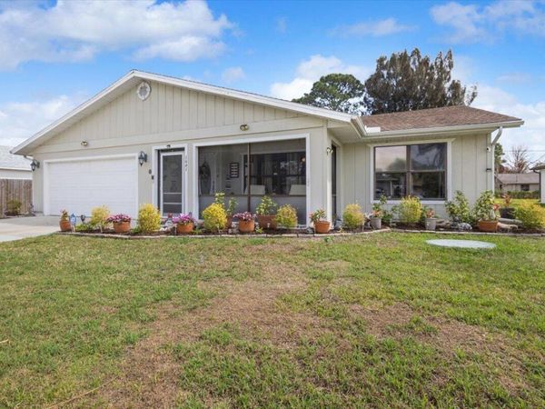 1641 SE Clearmont Street, Port Saint Lucie, FL 34983