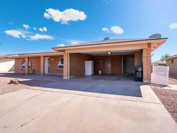 4211 E CRESCENT Avenue, Mesa, AZ 85206