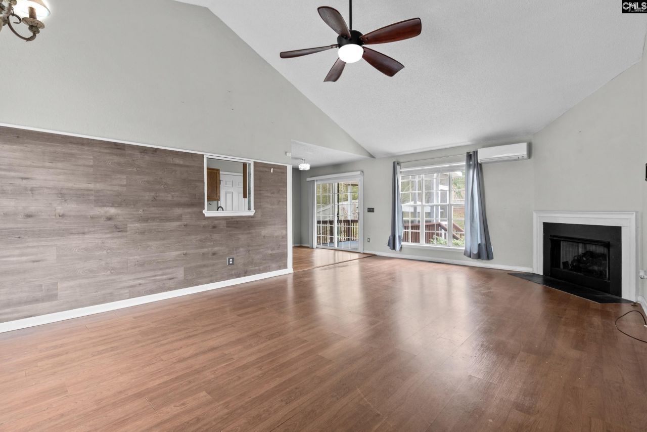 212 Gallatin Circle Photo 4