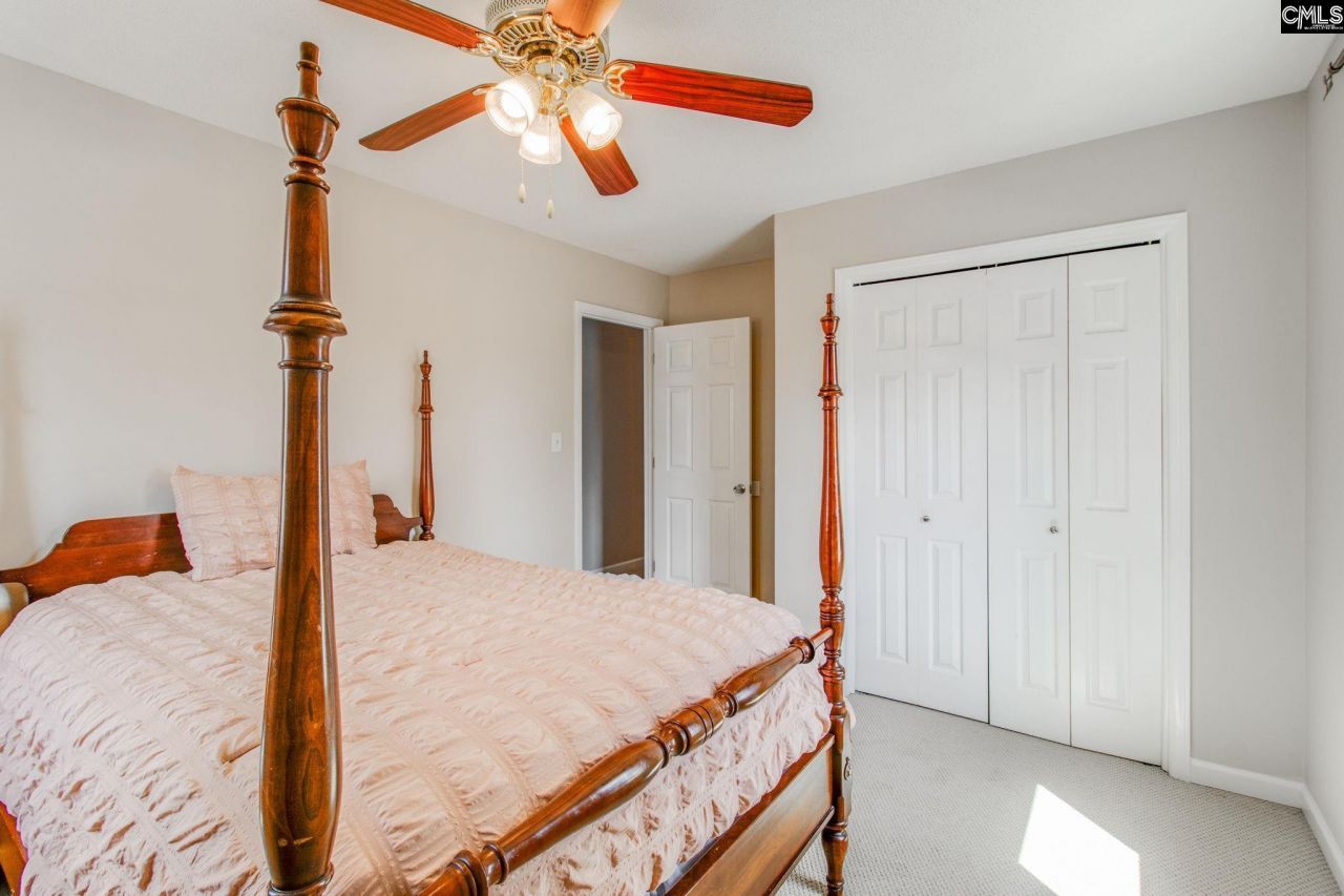 146 Harrington Court Photo 25